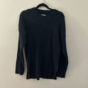 Abercrombie A&F Women’s Black Ribbed Long Crew Neck Sweater Size M